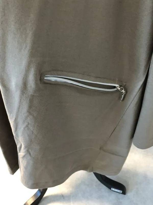 Brown/beige top