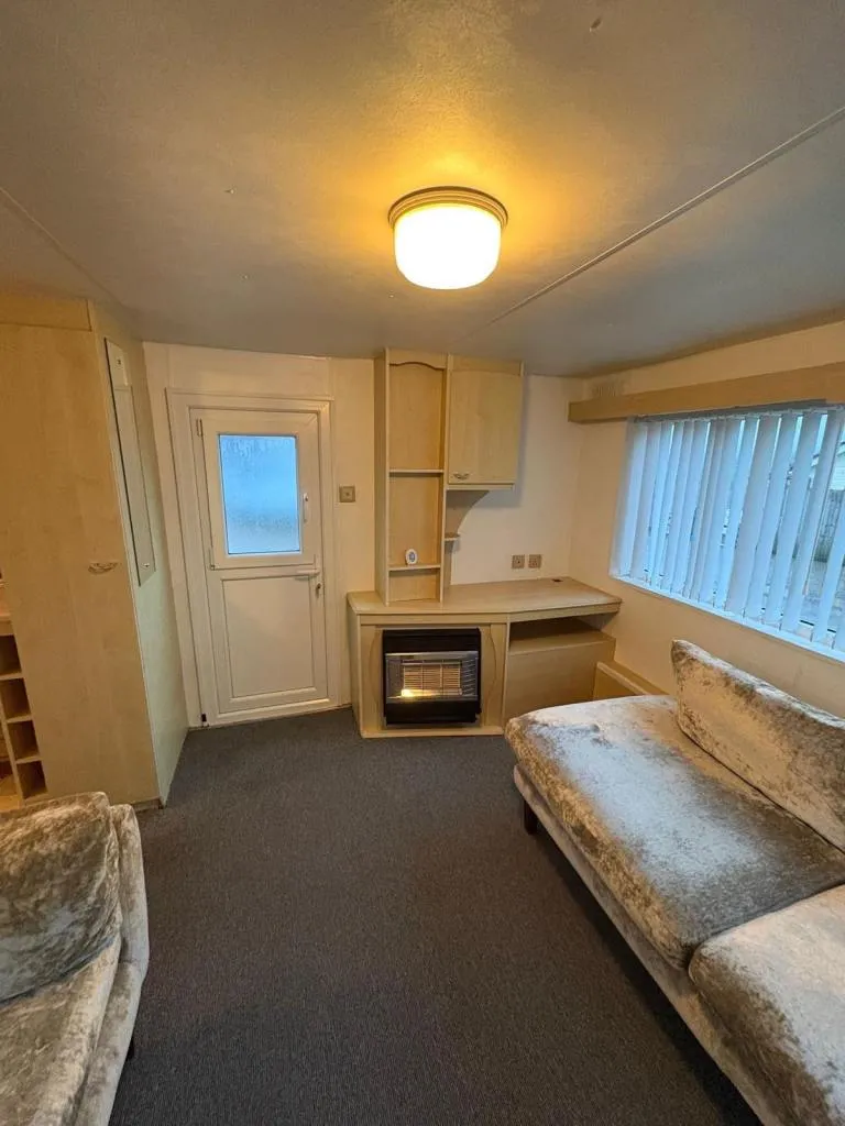 2 bedroom static home to rent
