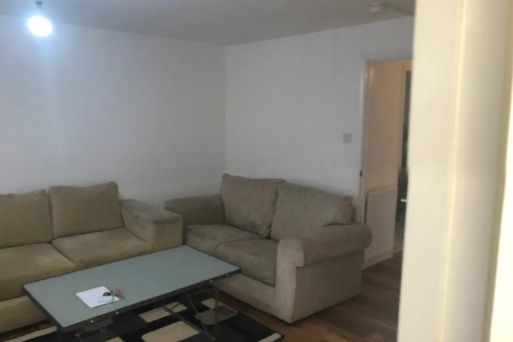 2 bedroom flat to let in kinning park Glasgow city centre