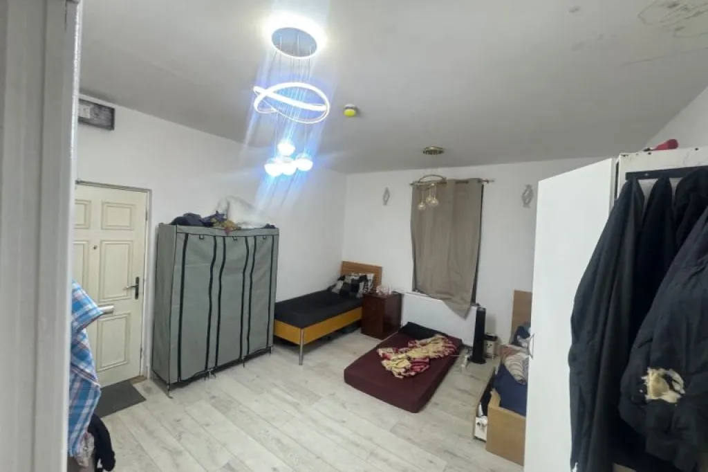 One huge bedroom flat