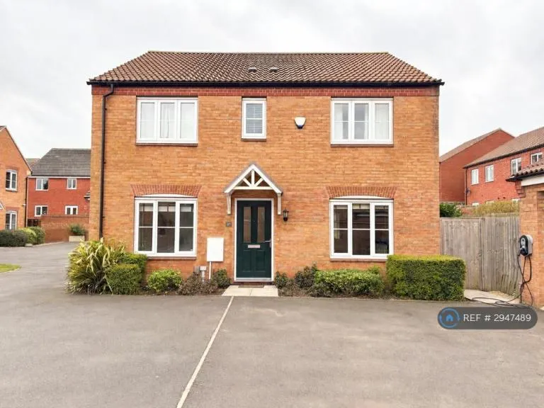 4 bedroom house in Stanier Drive, Nottingham, NG12 (4 bed) (#2947489)