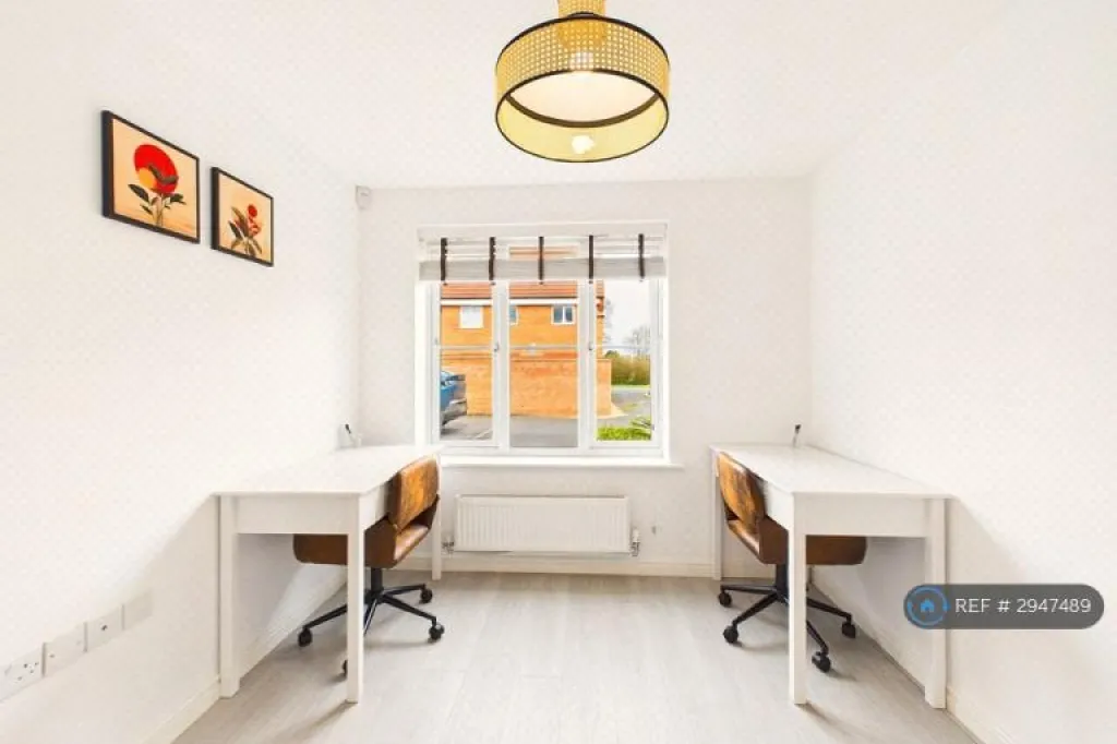 4 bedroom house in Stanier Drive, Nottingham, NG12 (4 bed) (#2947489)