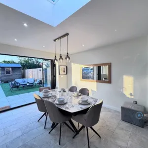4 bedroom house in Walford Road, Uxbridge, UB8 (4 bed) (#2619527)