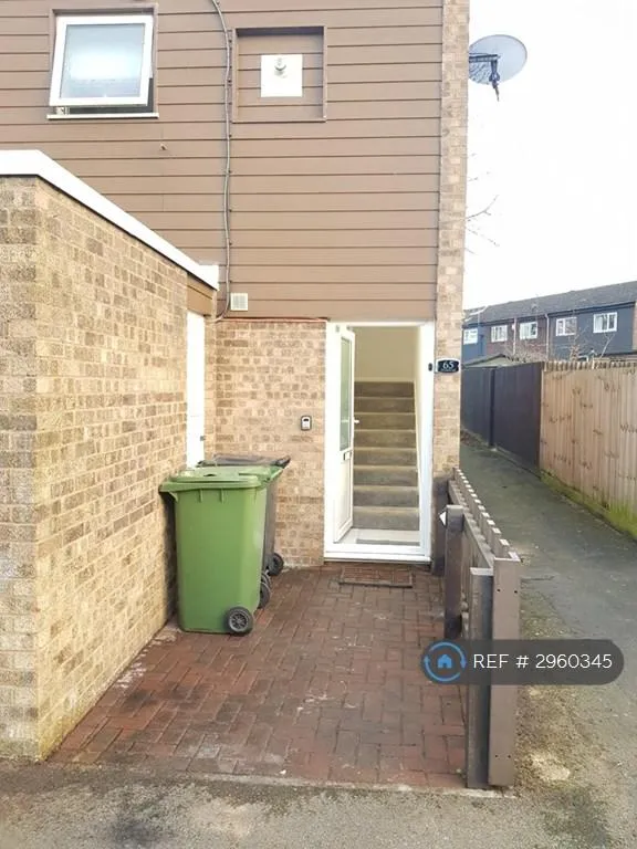 1 bedroom flat in Stumpacre, Peterborough, PE3 (1 bed) (#2960345)