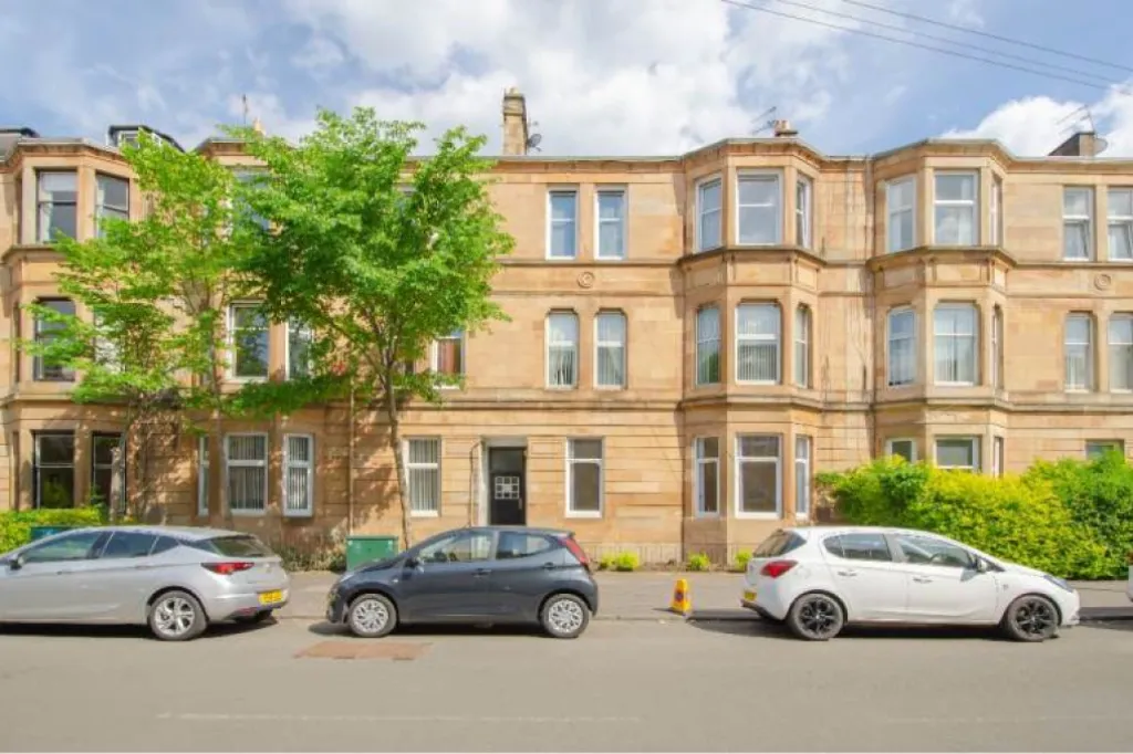 3 bedroom flat in Frankwell Quay, Shrewsbury, SY3 (3 bed) (#2810775)