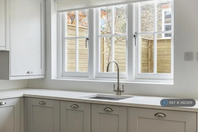 4 bedroom house in St. Ann's Park Road, London, SW18 (4 bed) (#2923219)