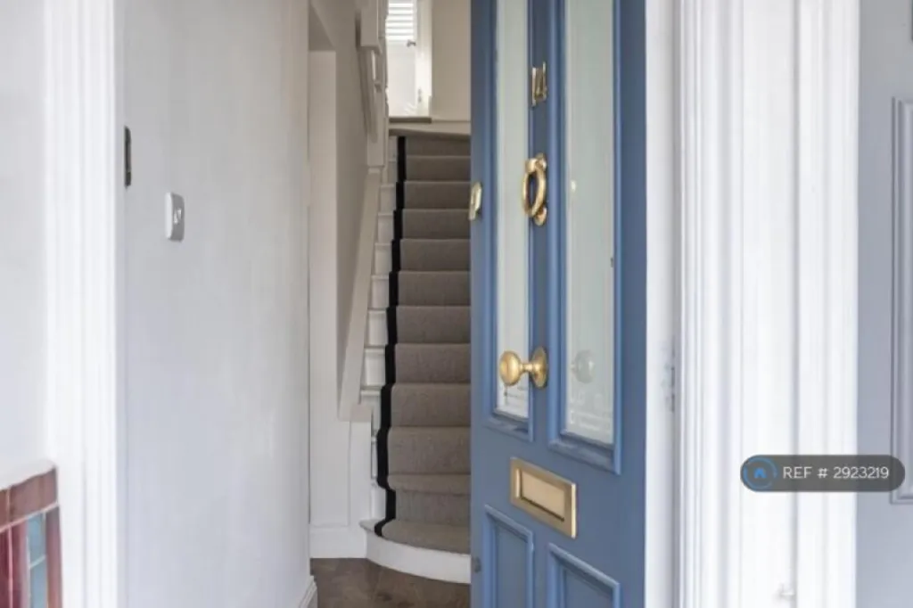 4 bedroom house in St. Ann's Park Road, London, SW18 (4 bed) (#2923219)