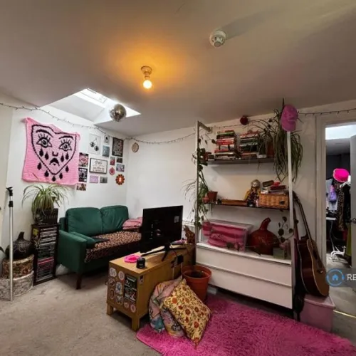 1 bedroom flat in Hill St, Bristol, BS3 (1 bed) (#3041389)