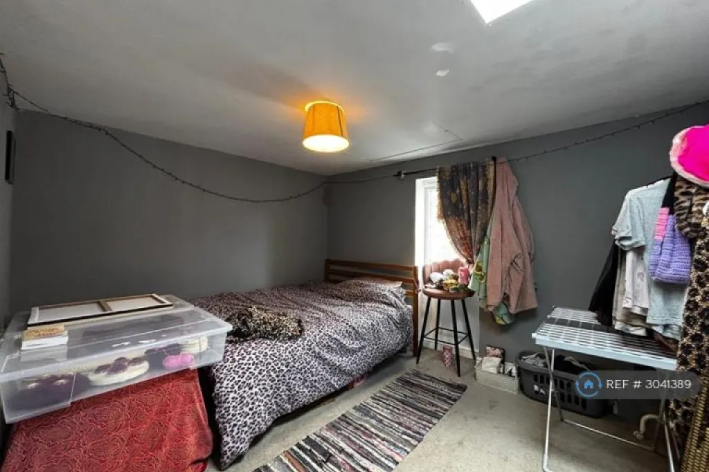 1 bedroom flat in Hill St, Bristol, BS3 (1 bed) (#3041389)