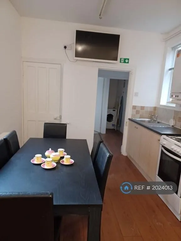 6 bedroom house in Barras Lane, Coventry, CV1 (6 bed) (#2024013)