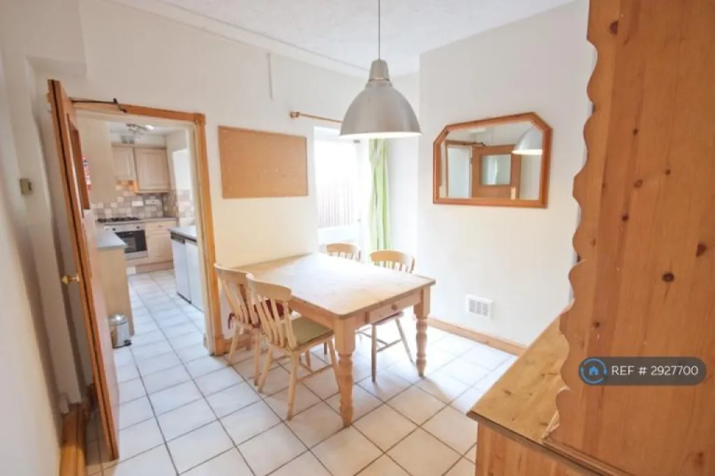 4 bedroom house in North Sherwood Street Students, Nottingham, NG1 (4 bed) (#2927700)