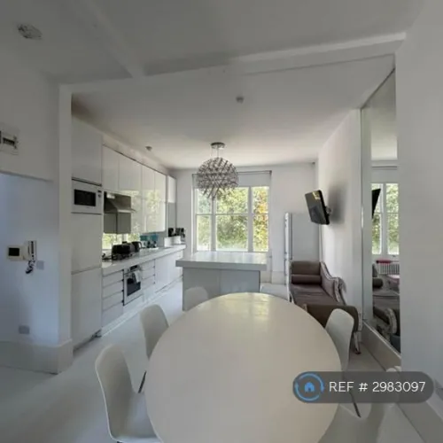 4 bedroom house in Victoria Road, London, NW6 (4 bed) (#2983097)