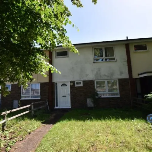 4 bedroom house in Spring Terrace, Reading, RG2 (4 bed) (#2854221)