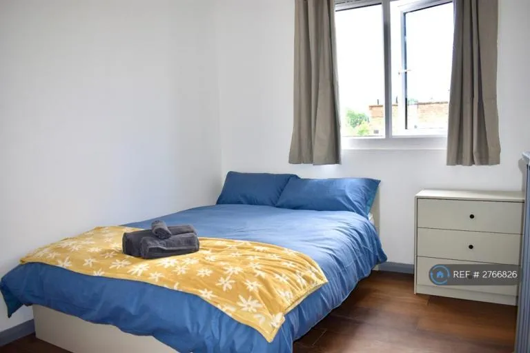 1 bedroom in Baden Road, Gillingham, ME7 (#2766826)