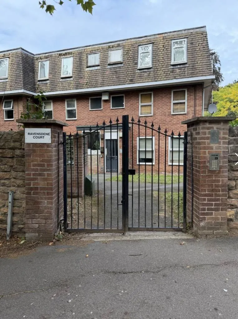 2 bedroom flat