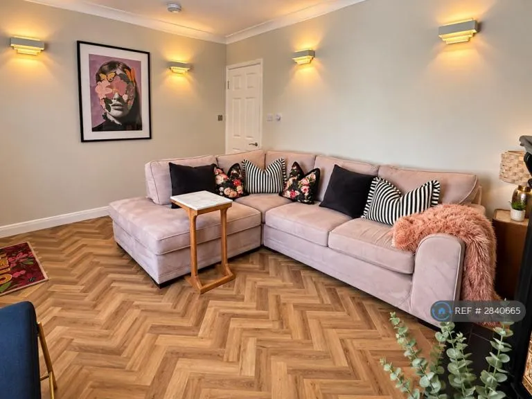 2 bedroom house in Dale St, Tunbridge Wells, TN1 (2 bed) (#2840665)