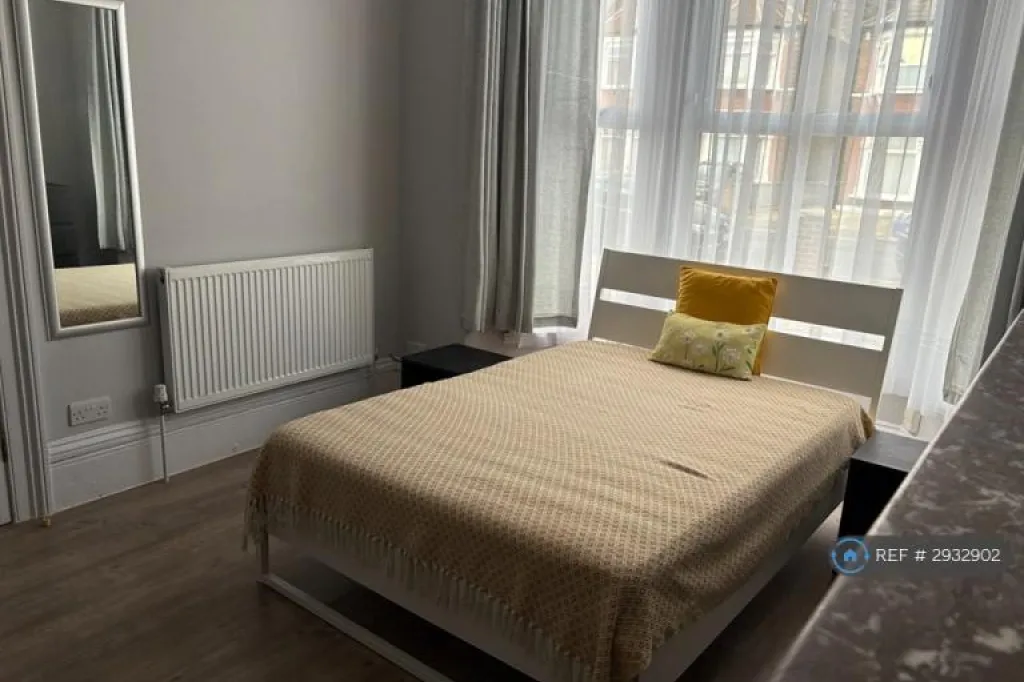 1 bedroom in Kingswood Road, Goodmayes, IG3 (#2932902)