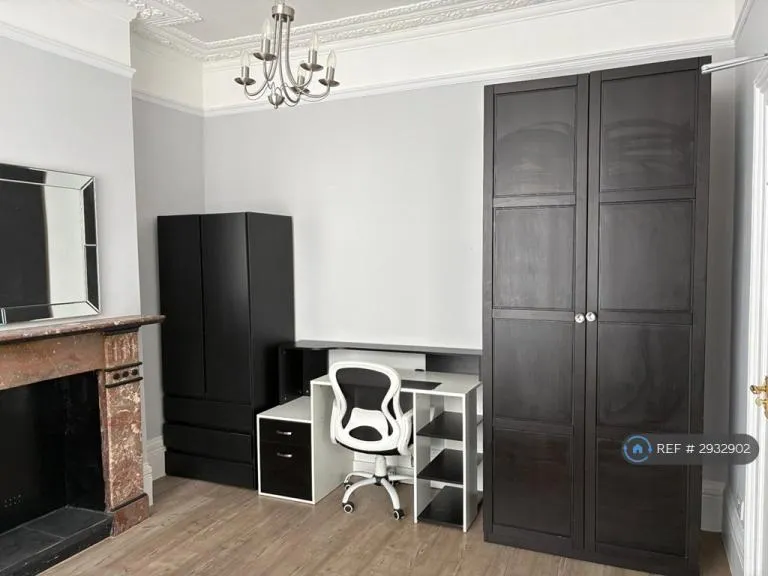 1 bedroom in Kingswood Road, Goodmayes, IG3 (#2932902)