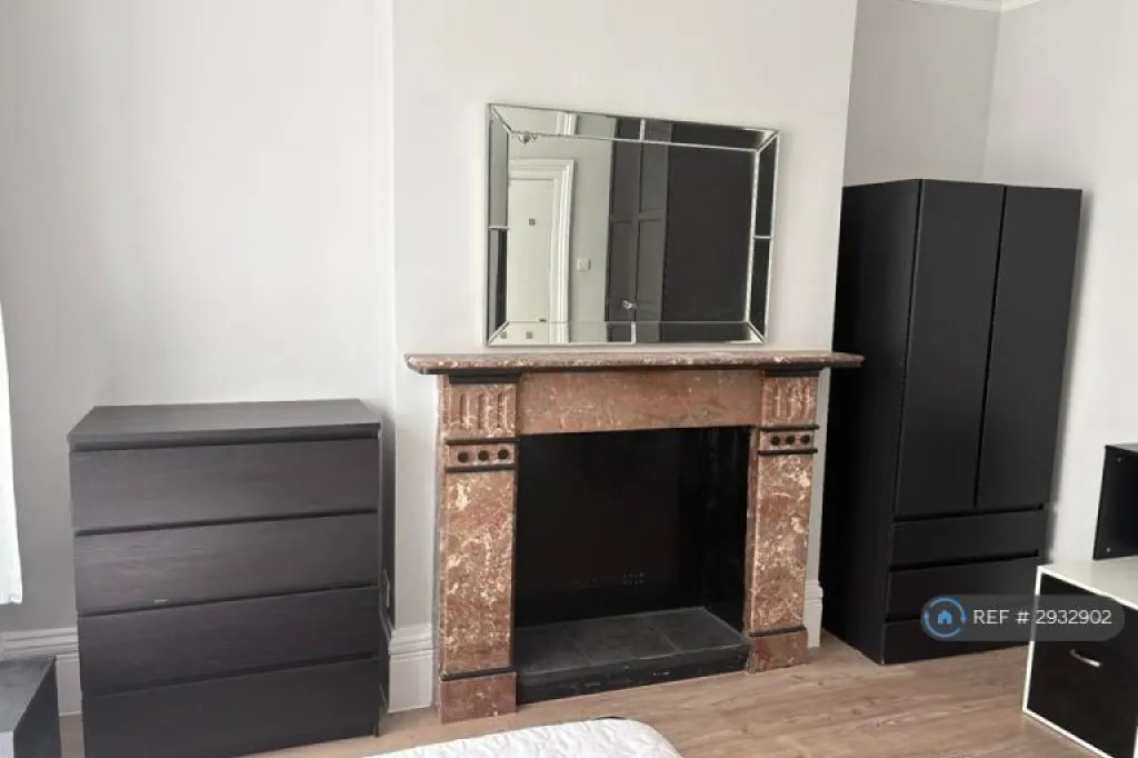 1 bedroom in Kingswood Road, Goodmayes, IG3 (#2932902)