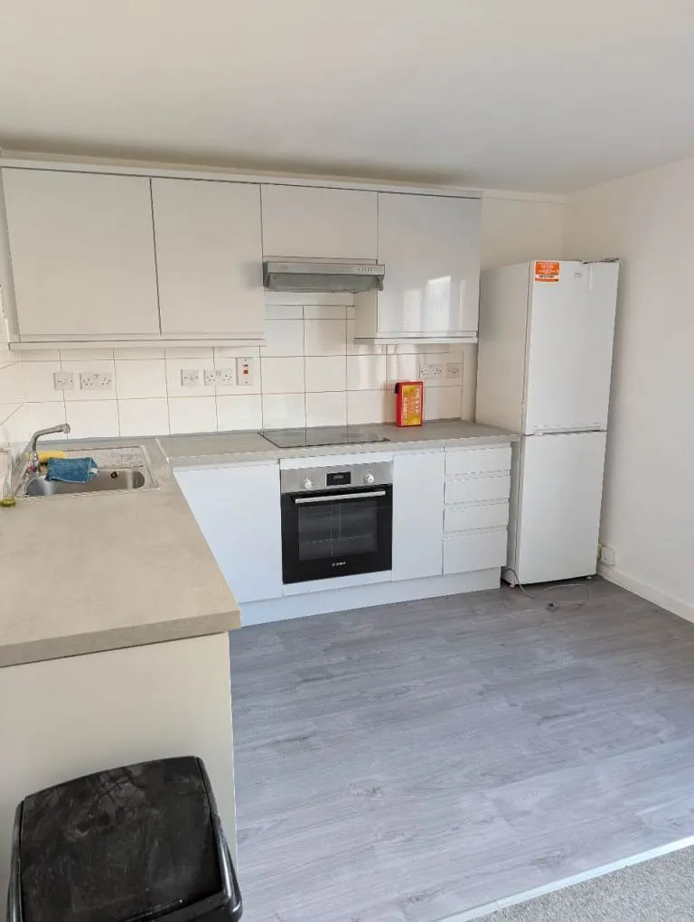 2 bedroom flat in Dagenham