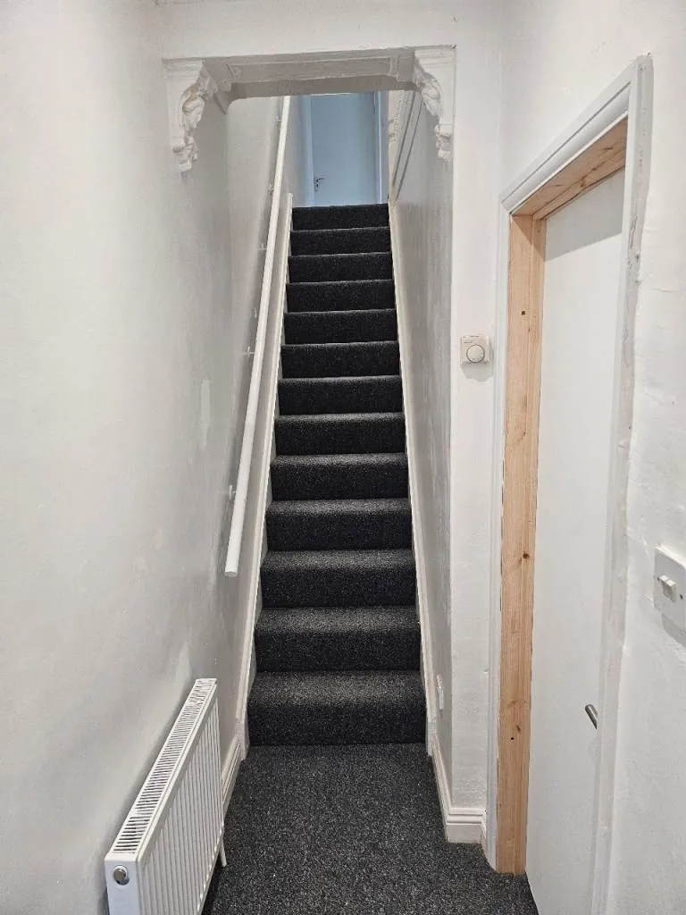 3-Bedroom House to Rent in Grimsby – Company Lets Available