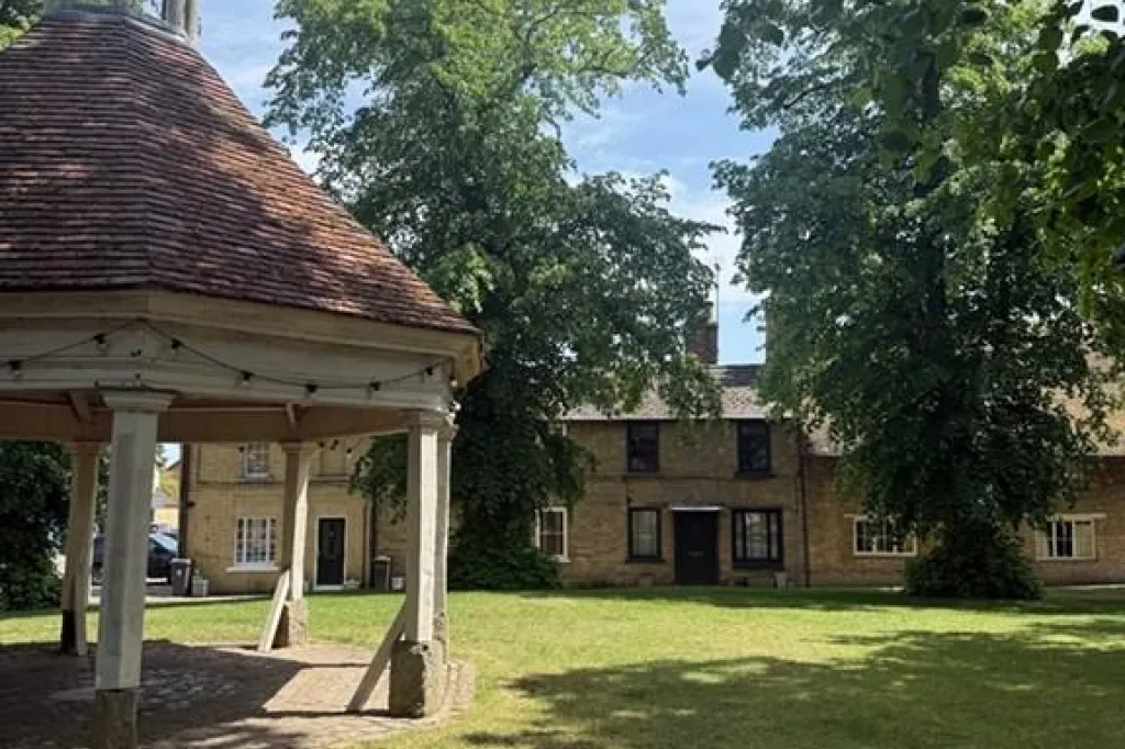 3 bedroom house in The Green, Bedford, MK43 (3 bed) (#3006470)